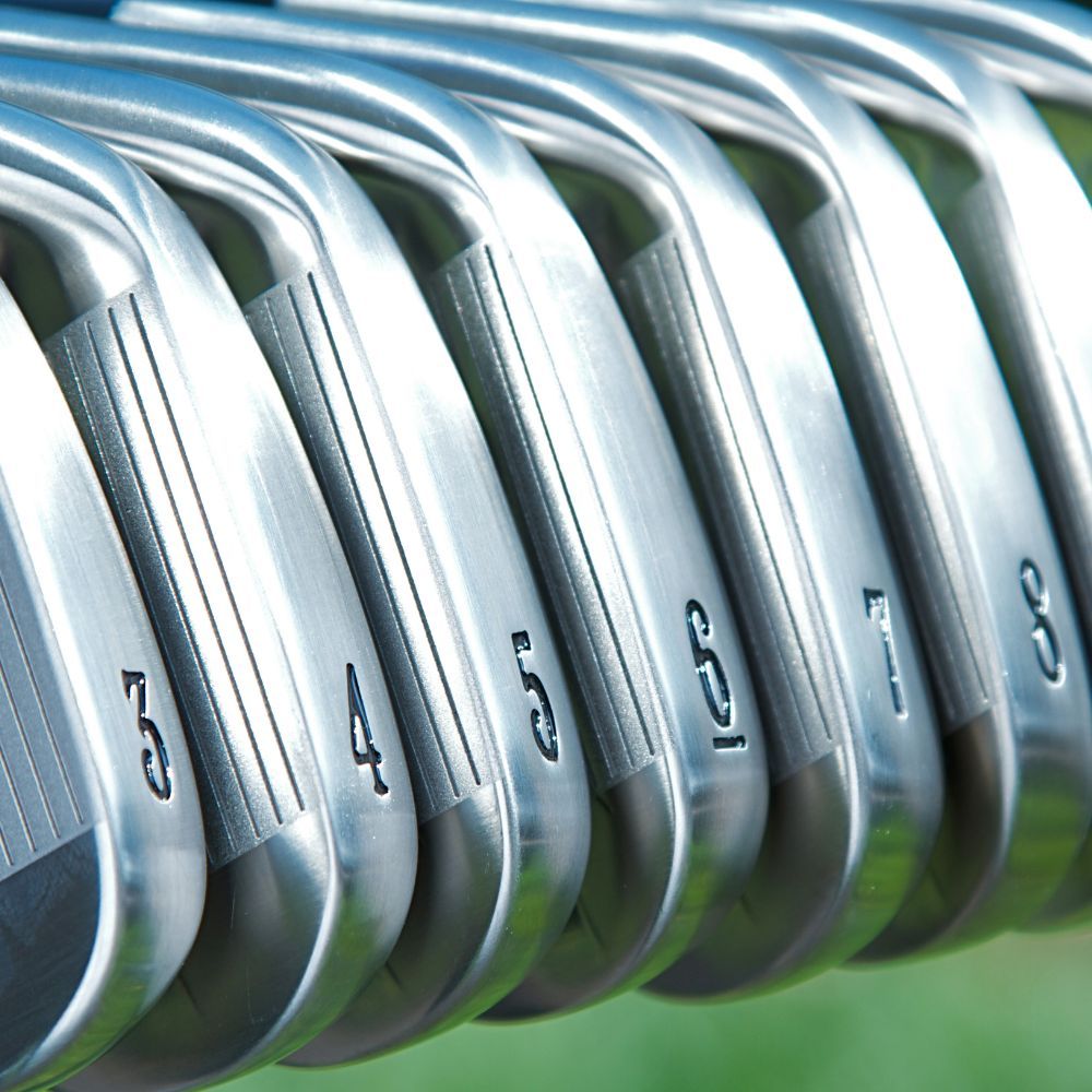 Golf irons for mid handicappers - a selection of the best irons for mid handicap golfers